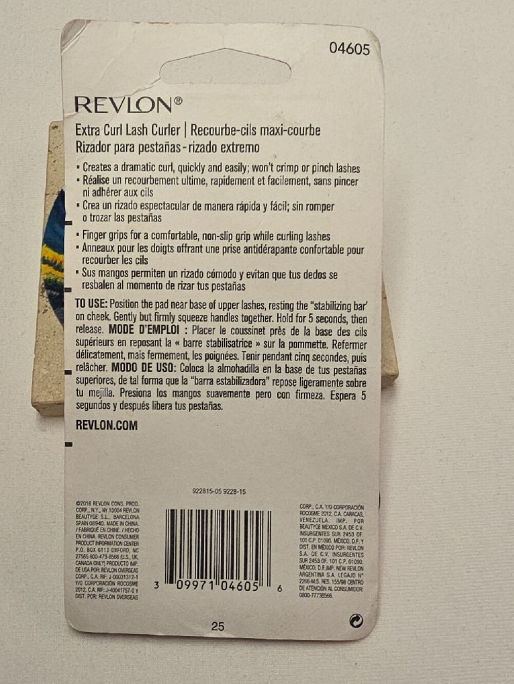 Revlon Black and Red Lash Curler - 04605 - Picture 4 of 5